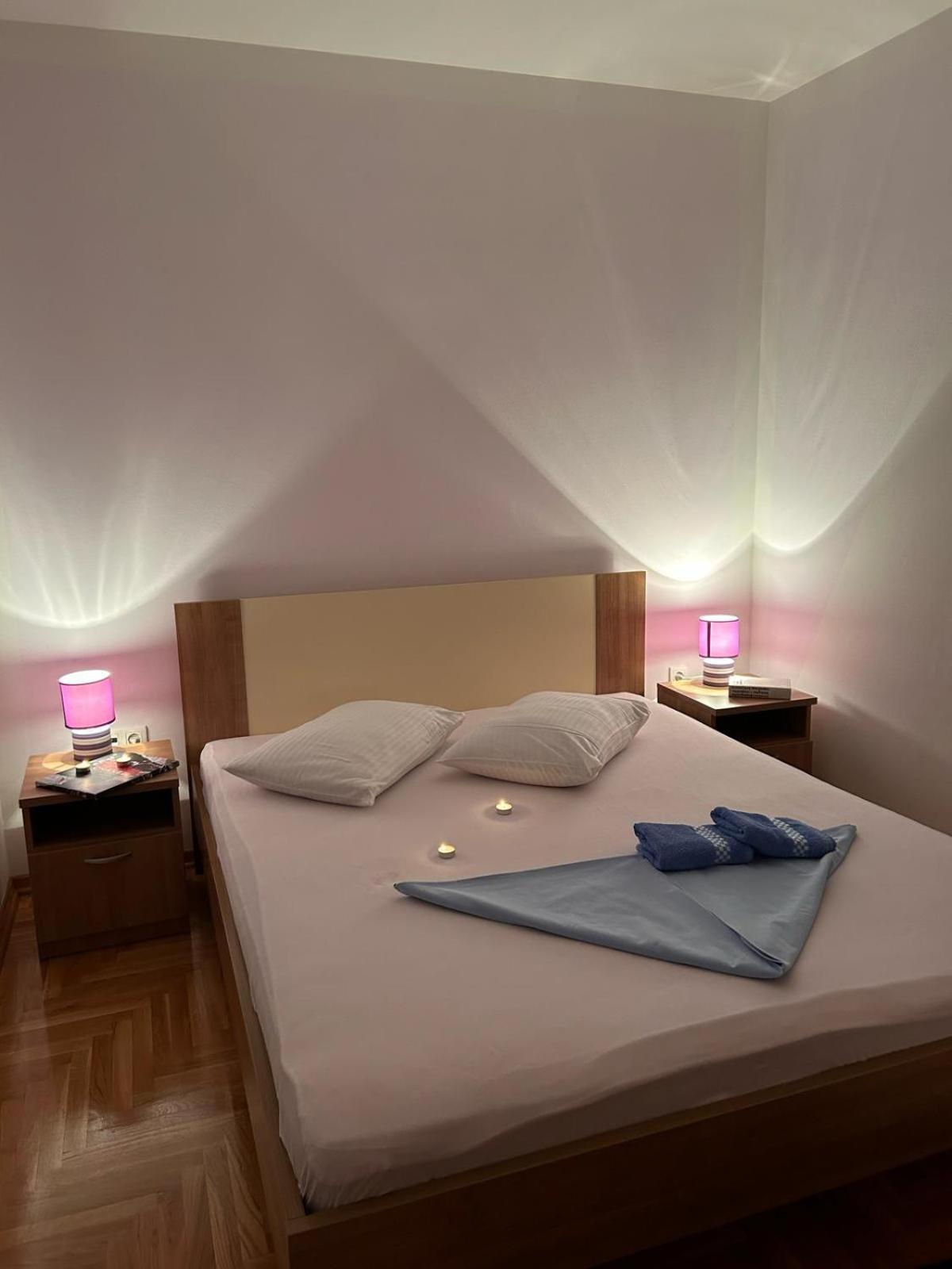 Apartment Agata Trogir Bagian luar foto