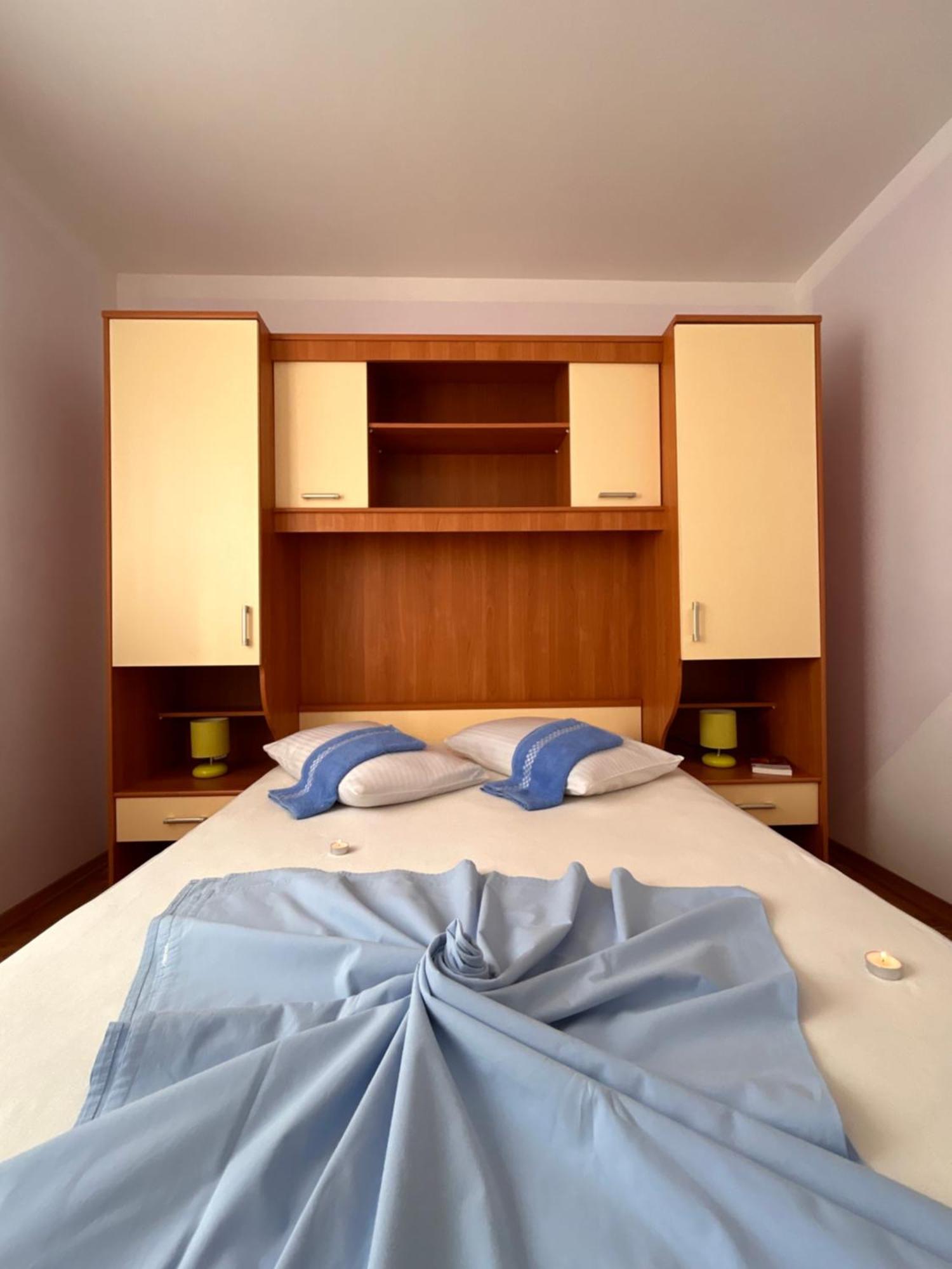 Apartment Agata Trogir Bagian luar foto